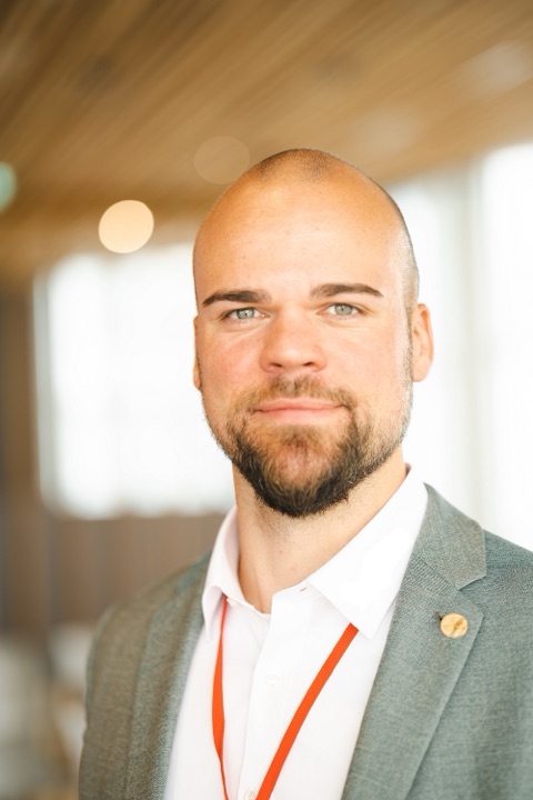 Bastian Günther